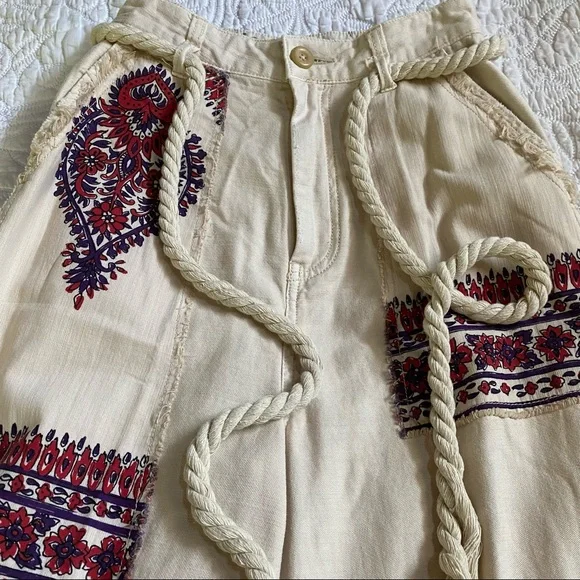 Free People distressed paisley patterned jeans - Picture 15 of 16